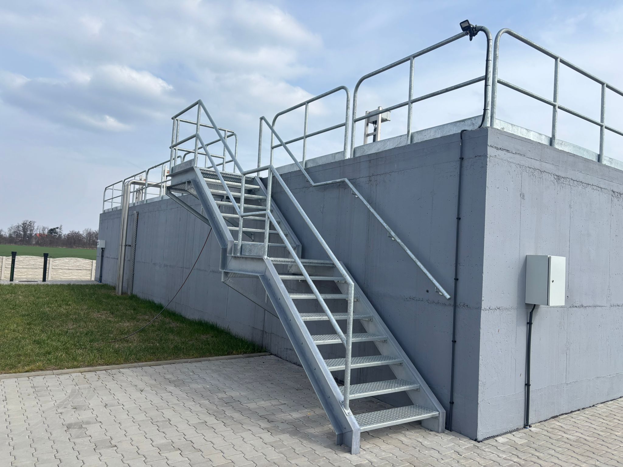 de5daf04-f592-45e9-a0bf-4e9a38f754d1